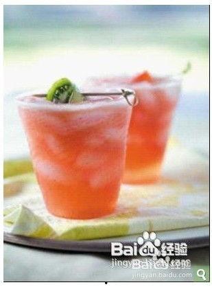 吃瓜喝茶消暑,吃瓜喝茶，畅享清凉时光